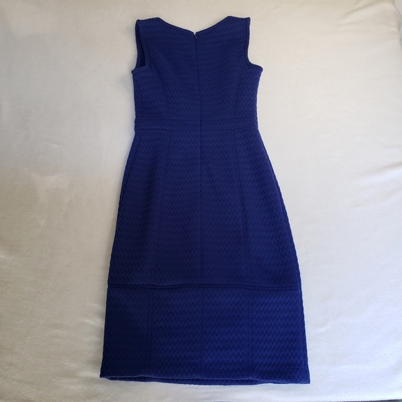 Tabitha quilted royal Blue Sleeveless Dress size 4 - Picture 7 of 8